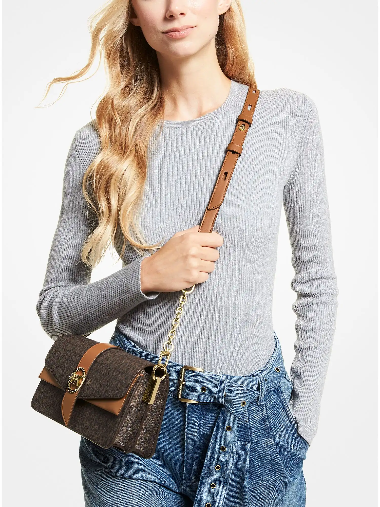 greenwich medium logo shoulder bag brn acorn