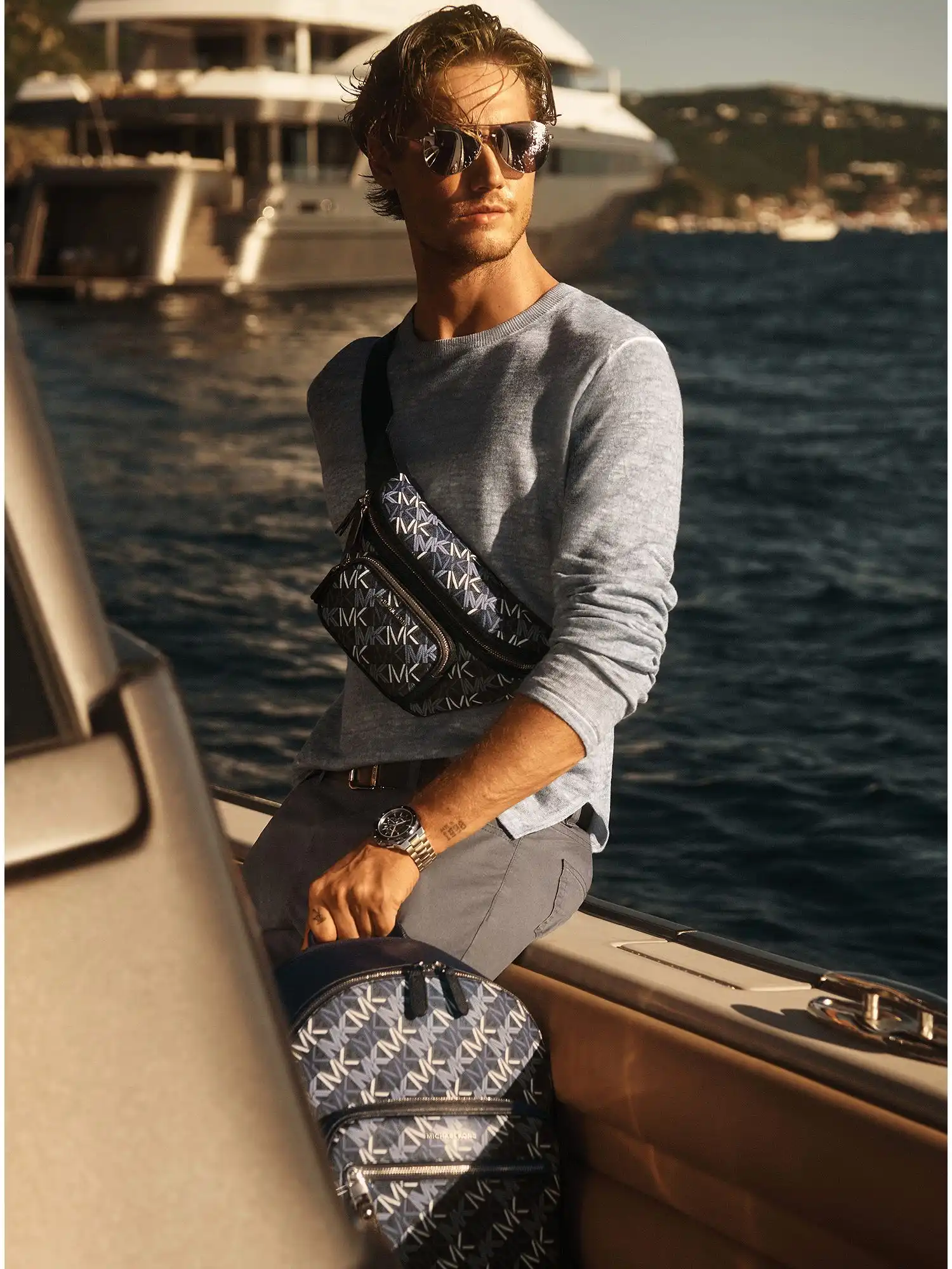 hudson graphic logo sling pack admiral mlti