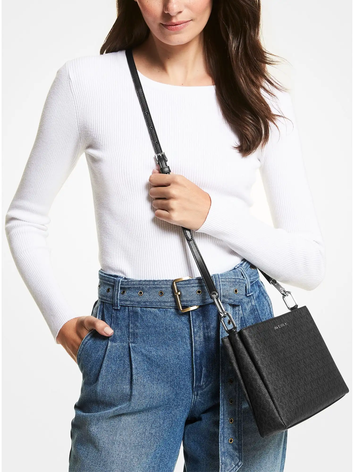 trisha medium logo crossbody bag black